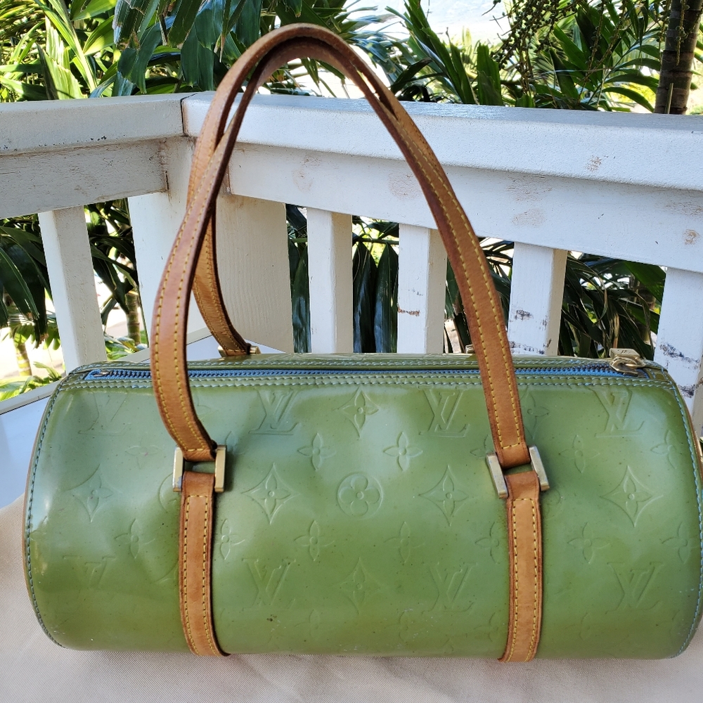 LOUIS VUITTON VERNIS PAPILLON